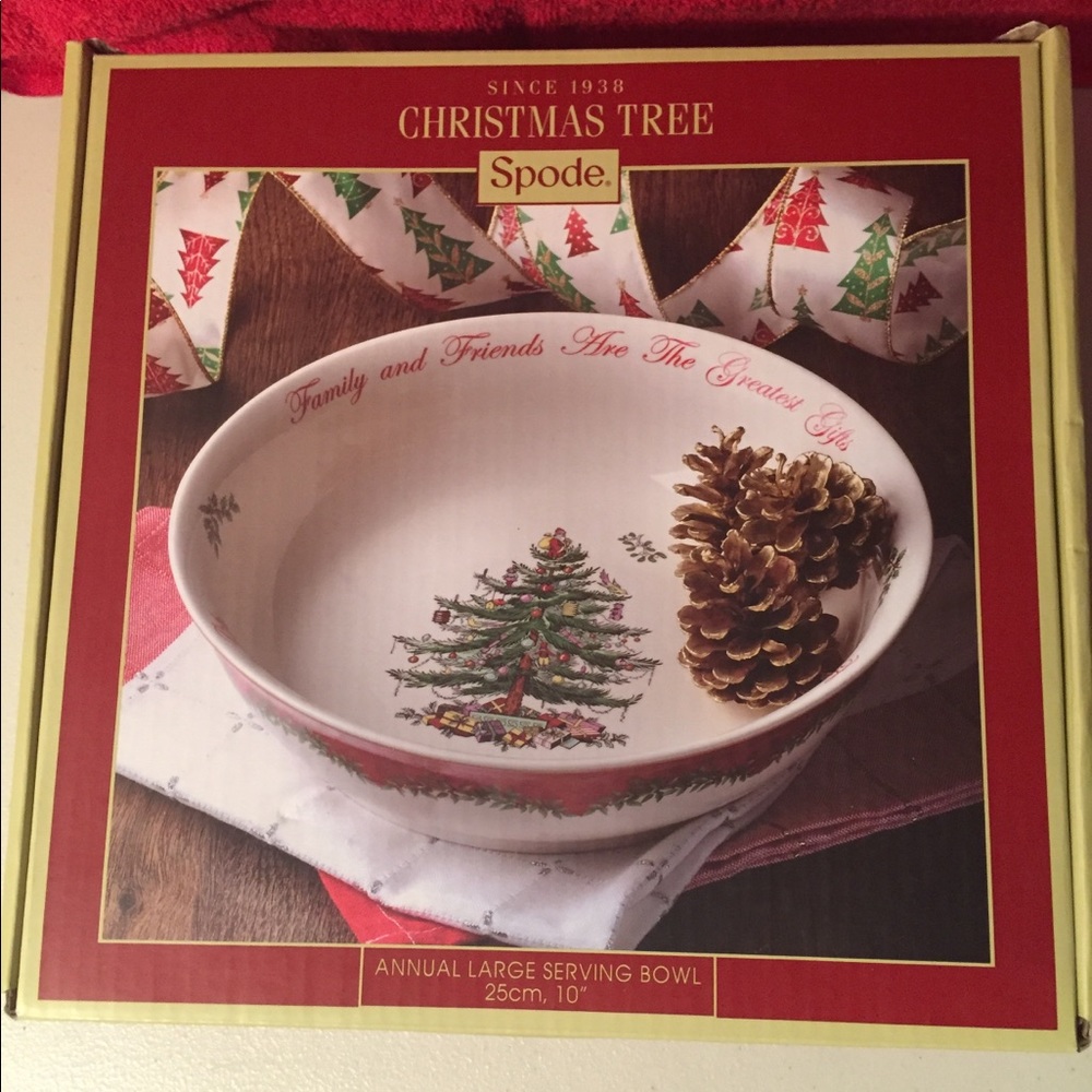 Spode Christmas Tree Annual Serving Bowl.